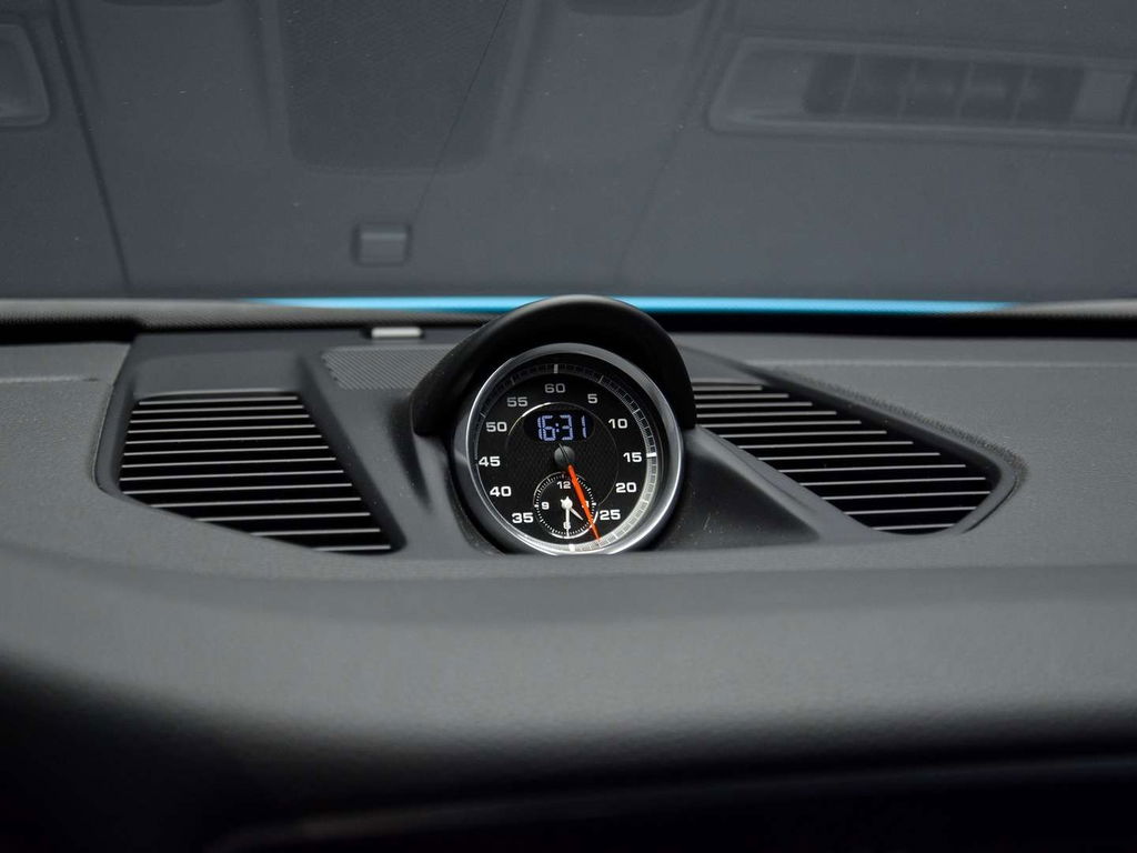 Porsche 991.2 Carrera GTS