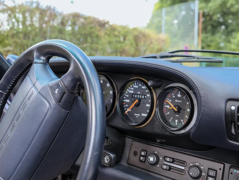 Porsche 964 Carrera 2