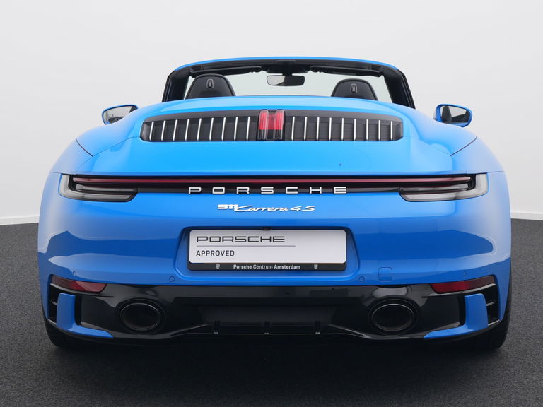 Porsche 992 Carrera 4S