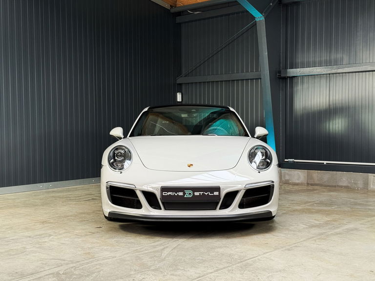 Porsche 991.2 Carrera 4 GTS