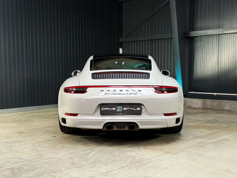 Porsche 991.2 Carrera 4 GTS