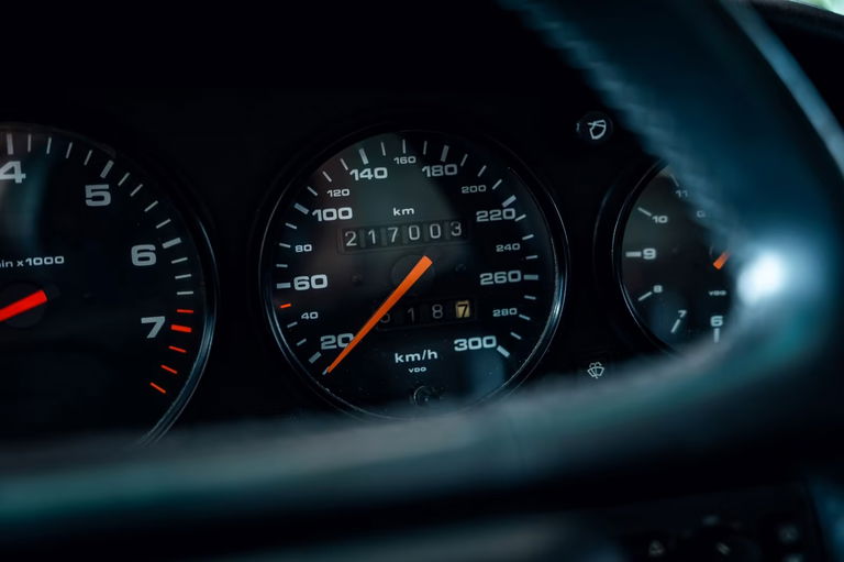 Porsche 964 Carrera 4