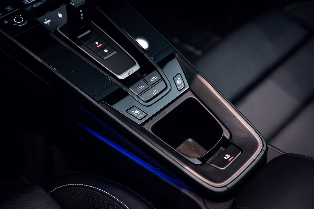 Porsche 992 Carrera GTS