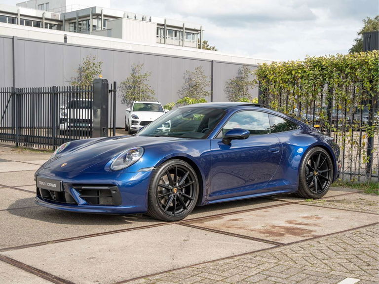 Porsche 992 Carrera 4S