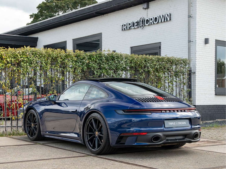 Porsche 992 Carrera 4S