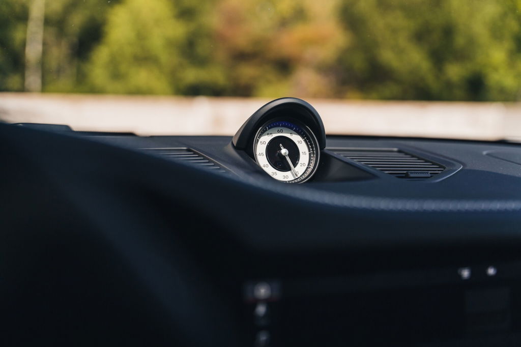 Porsche 992 Belgian Legend Edition