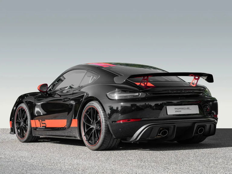 Porsche 718 Cayman GT4