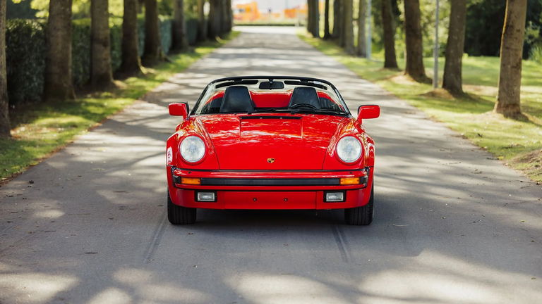 Porsche 911 Carrera 3.2 Speedster