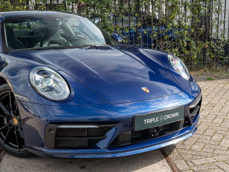 Porsche 992 Carrera 4S