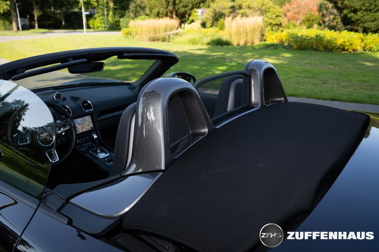 Porsche 718 Boxster T