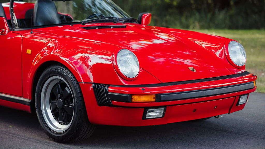 Porsche 911 Carrera 3.2 Speedster