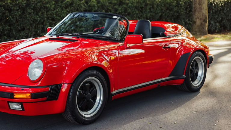 Porsche 911 Carrera 3.2 Speedster