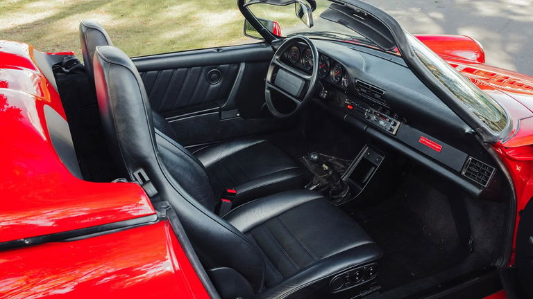 Porsche 911 Carrera 3.2 Speedster