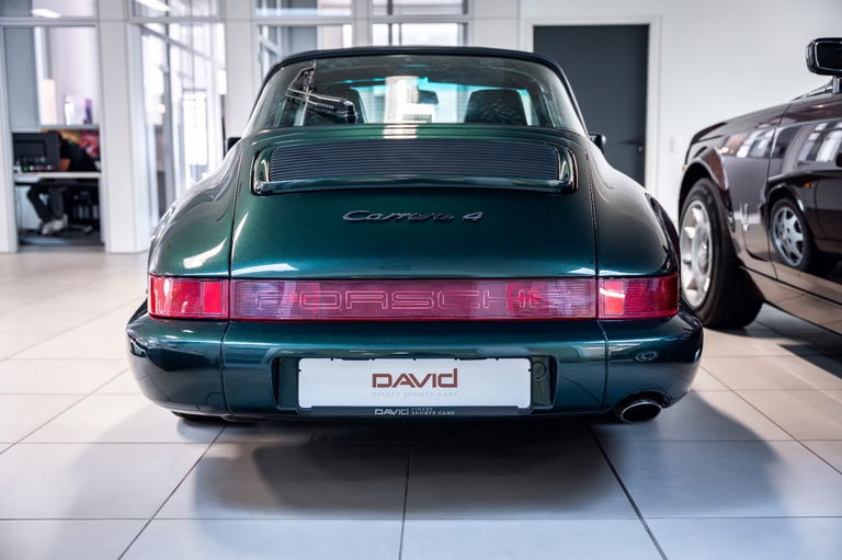 Porsche 964 Carrera 4