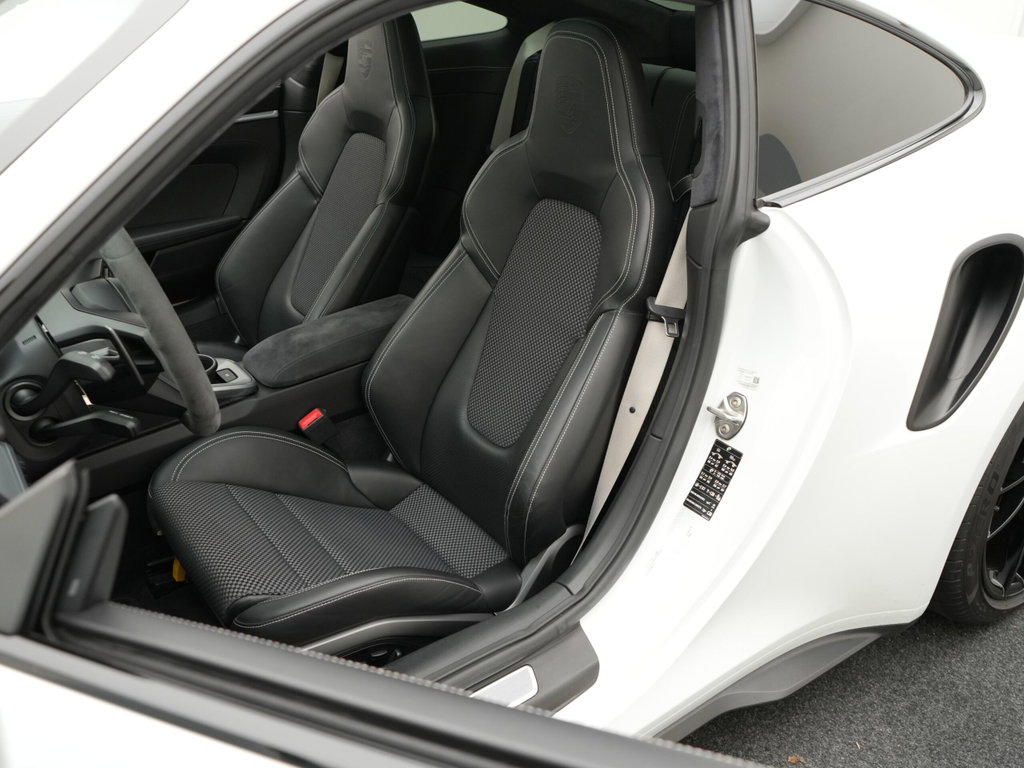 Porsche 992 Turbo S