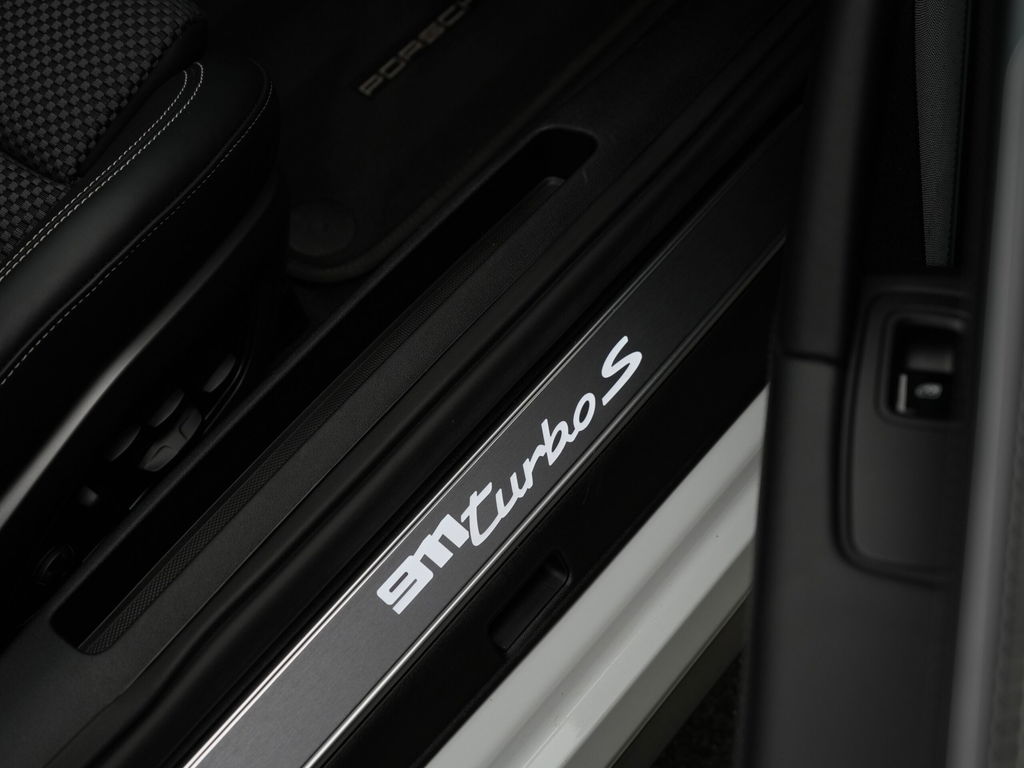 Porsche 992 Turbo S