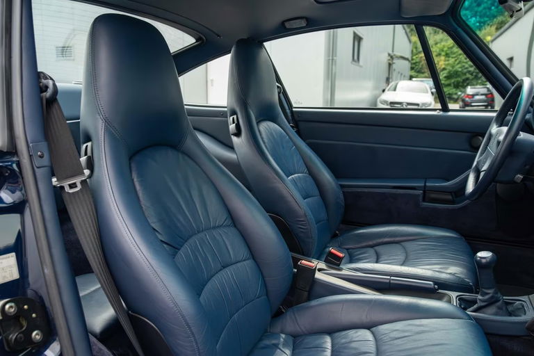 Porsche 993 Carrera 4S