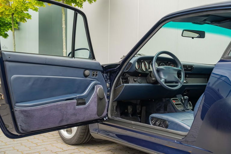 Porsche 993 Carrera 4S