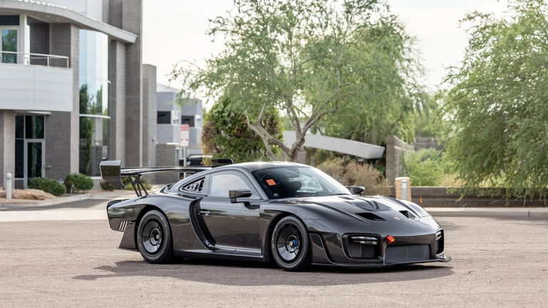 Porsche 935