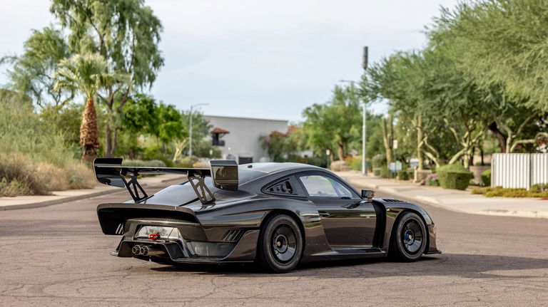 Porsche 935