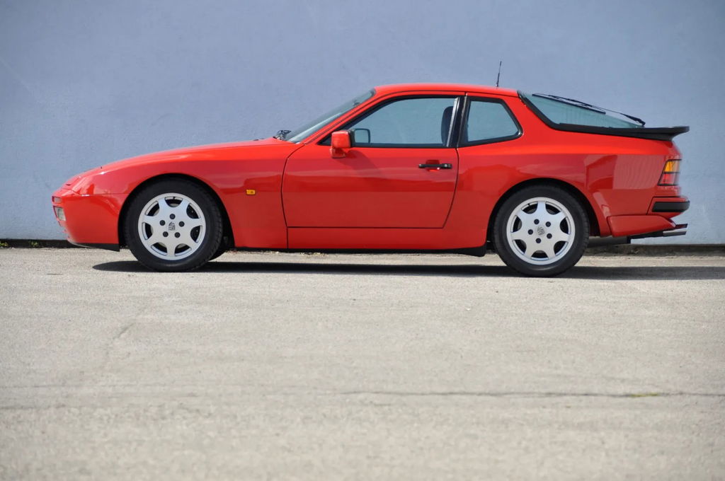 Porsche 944 Turbo