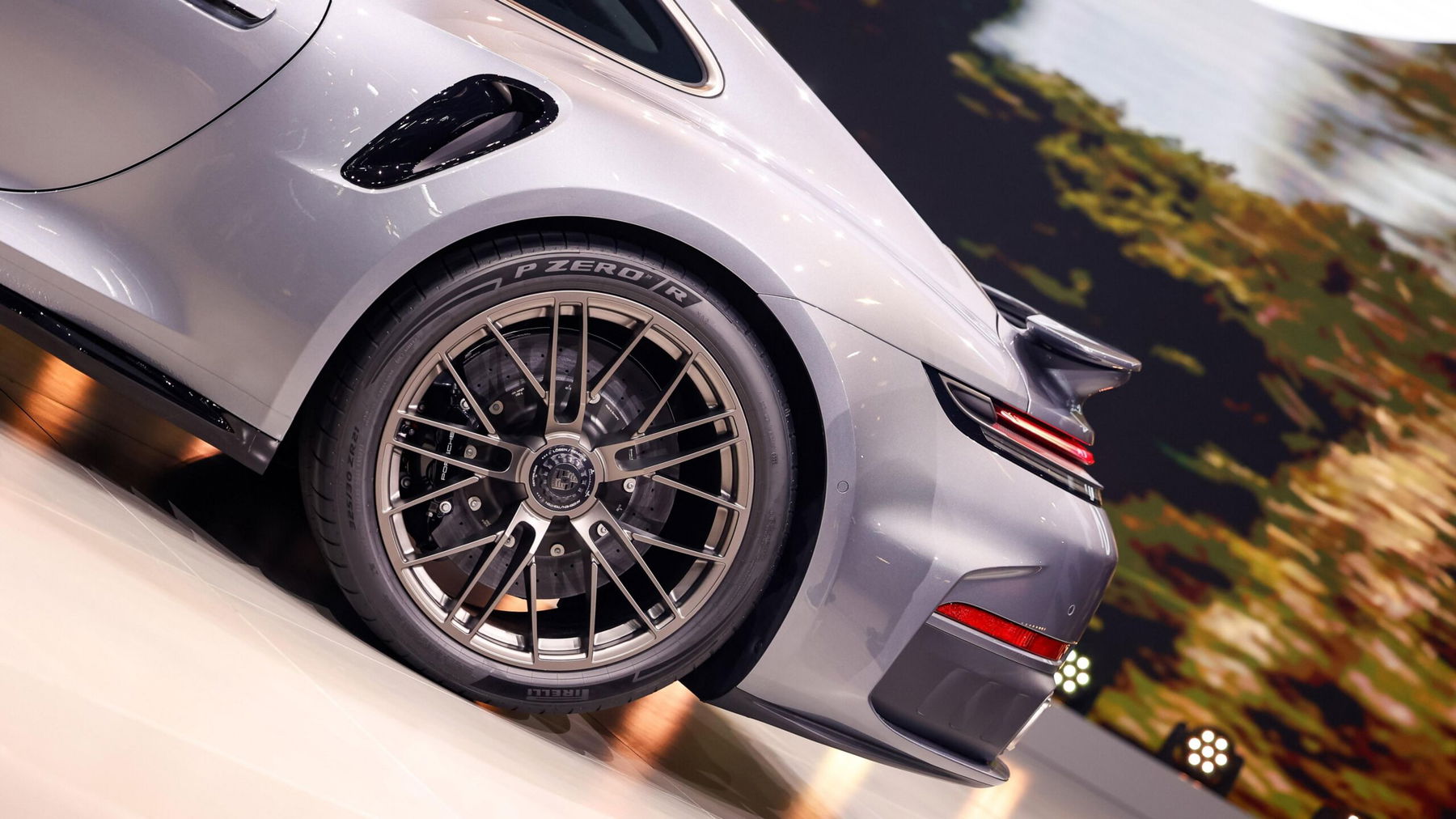 Porsche 992.2 Turbo S Coupe
Porsche 911 Turbo S (992.2) Coupe
Felgen Turbonit