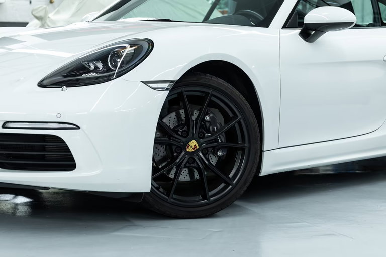 Porsche 718 Cayman