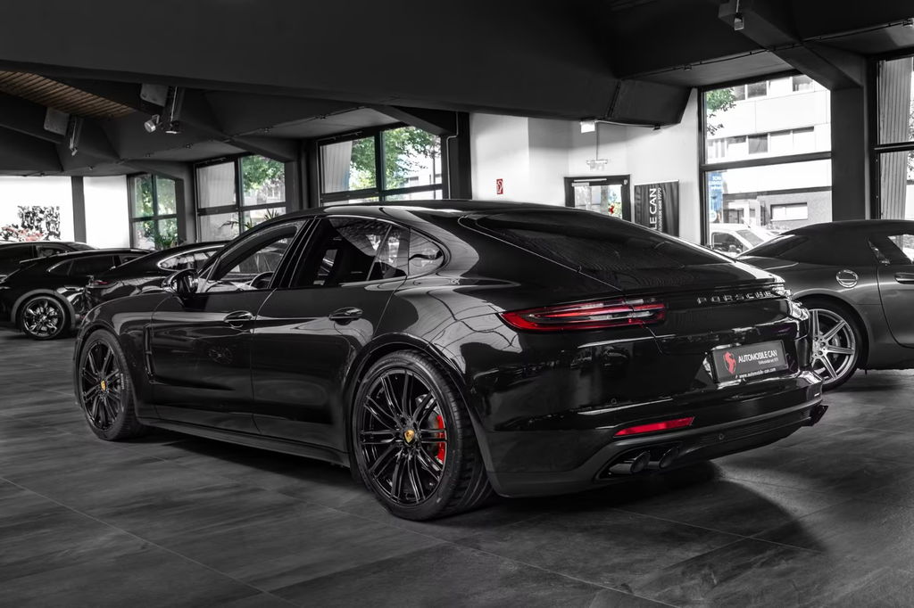 Porsche Panamera 4S Diesel