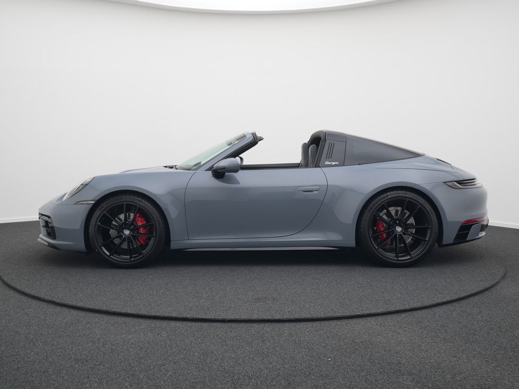 Porsche 992 Targa 4