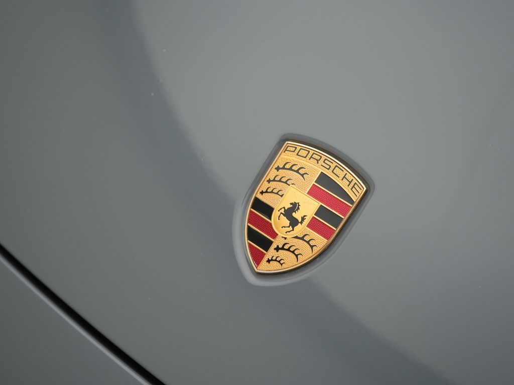Porsche 992 Targa 4