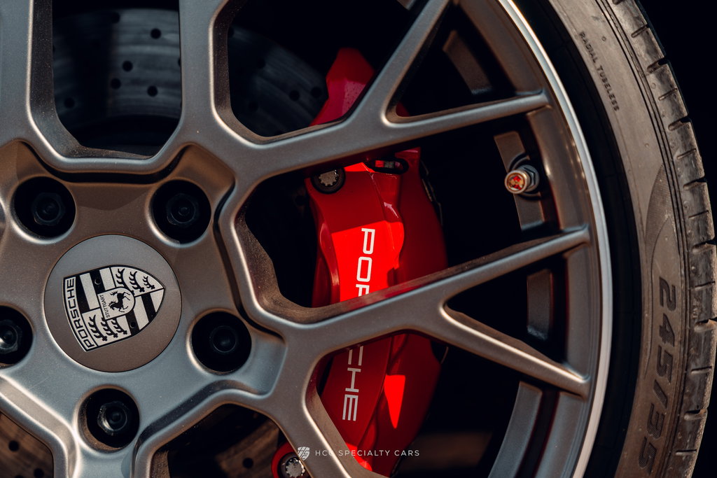 Porsche 992 Carrera 4S