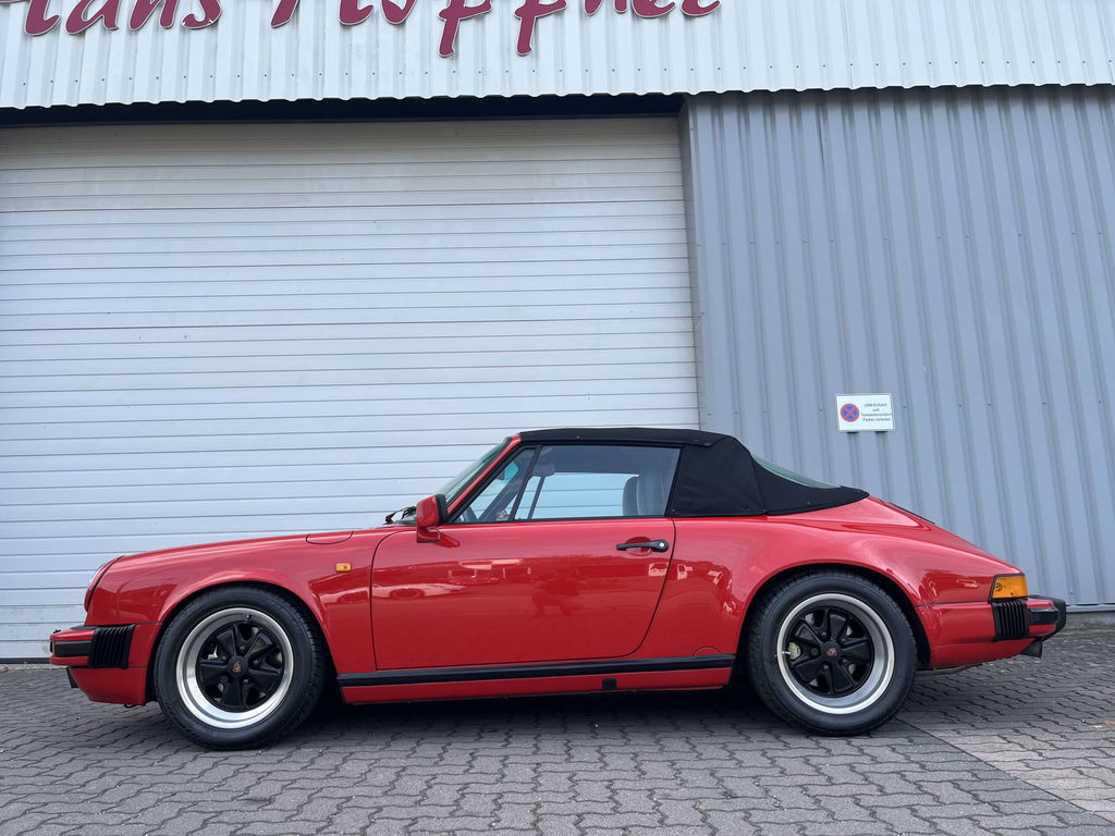 Porsche 911 Carrera 3.2