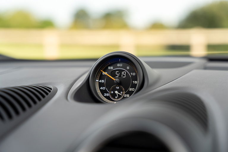 Porsche 718 Cayman GT4