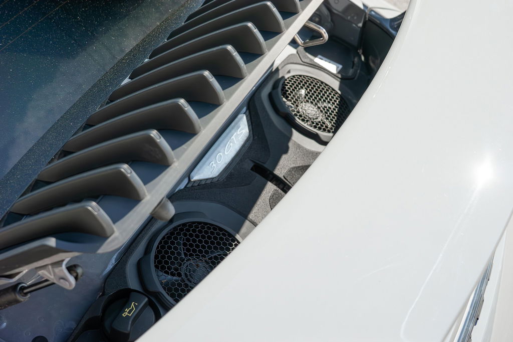 Porsche 992 Carrera GTS