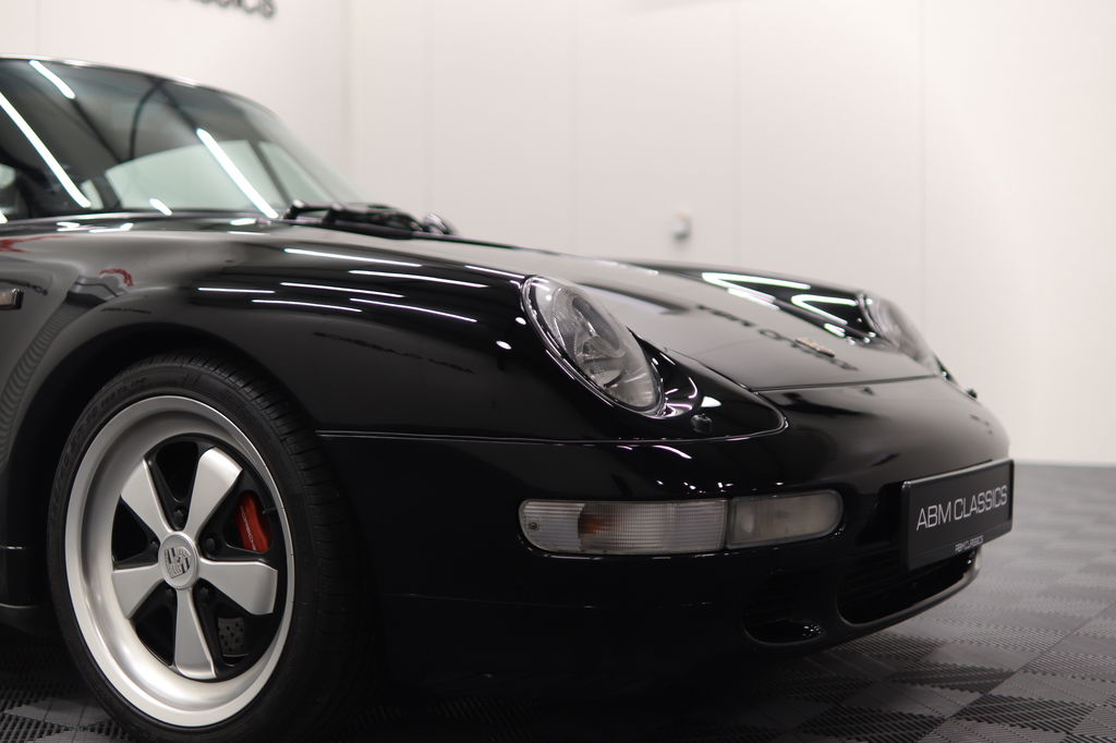 Porsche 993 Carrera 4S