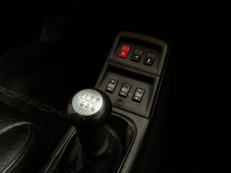 Porsche 993 Carrera 4S