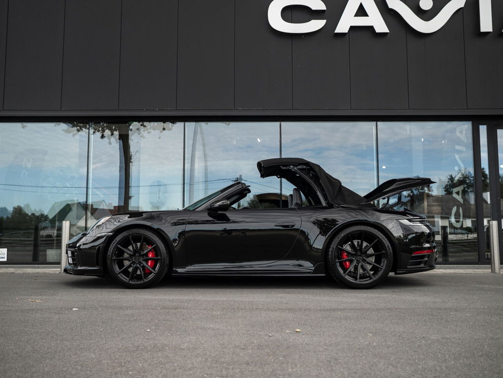Porsche 992 Carrera 4S