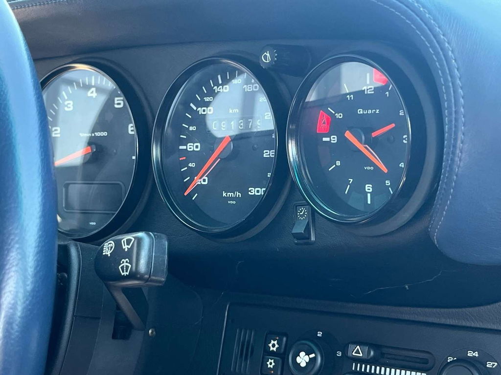 Porsche 993 Carrera 4S