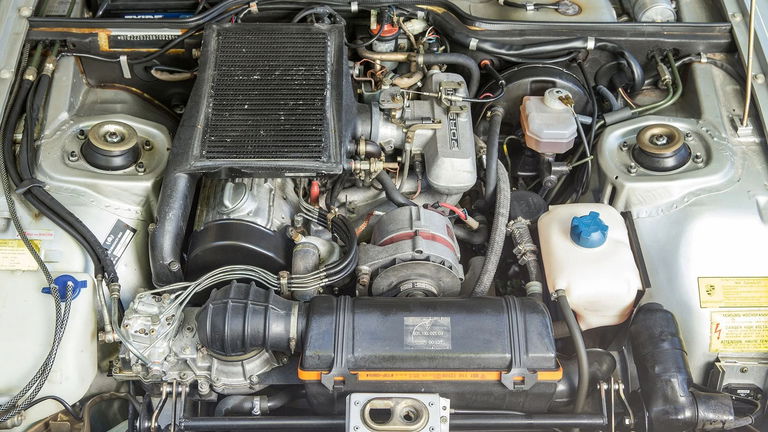 Porsche 924 Carrera GT