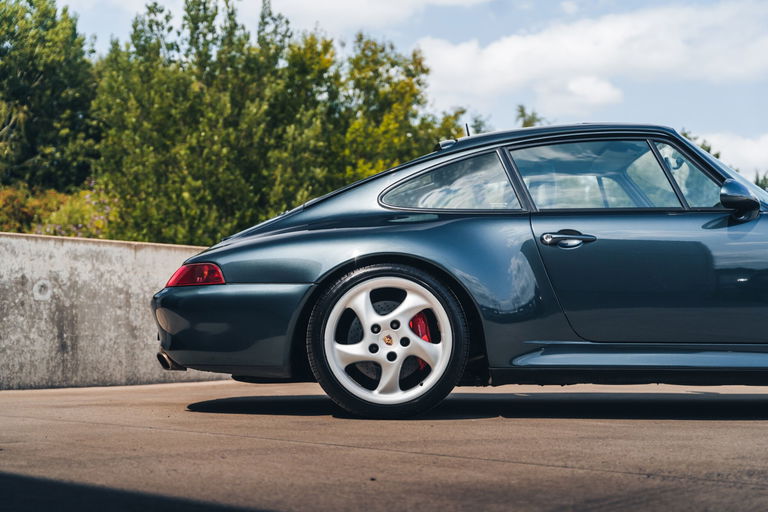 Porsche 993 Carrera 4S