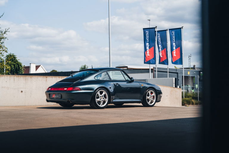 Porsche 993 Carrera 4S