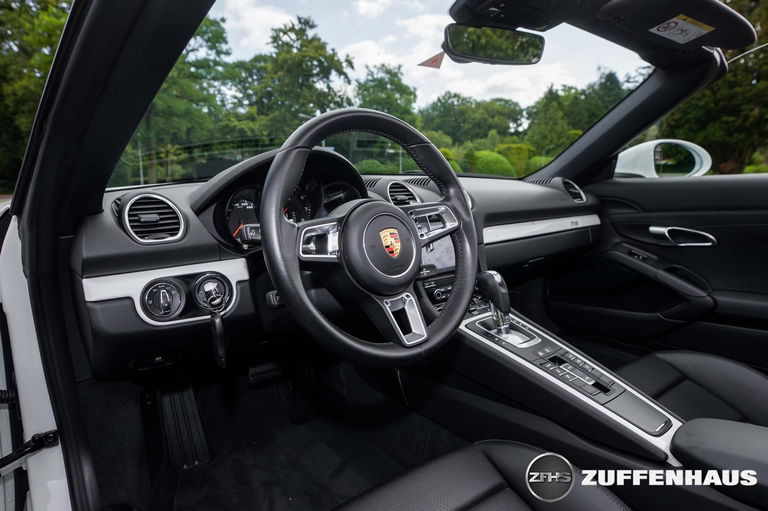 Porsche 718 Boxster