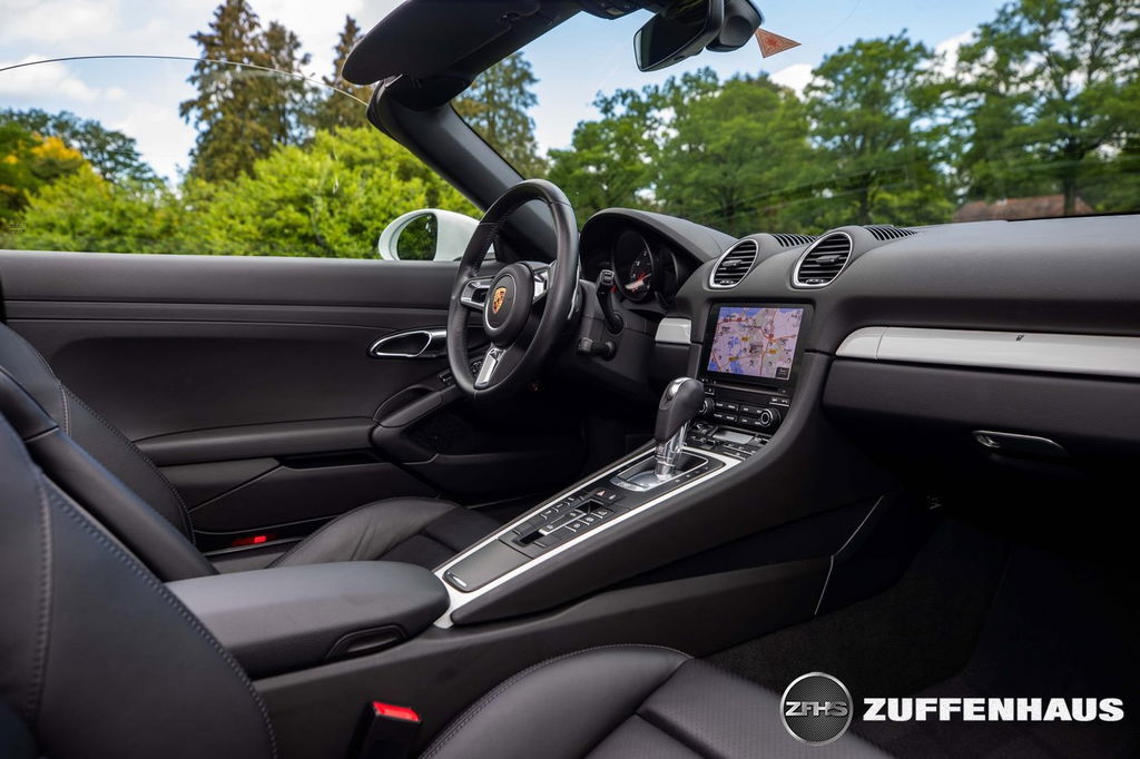 Porsche 718 Boxster