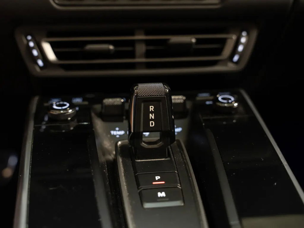 Porsche 992 Carrera 4