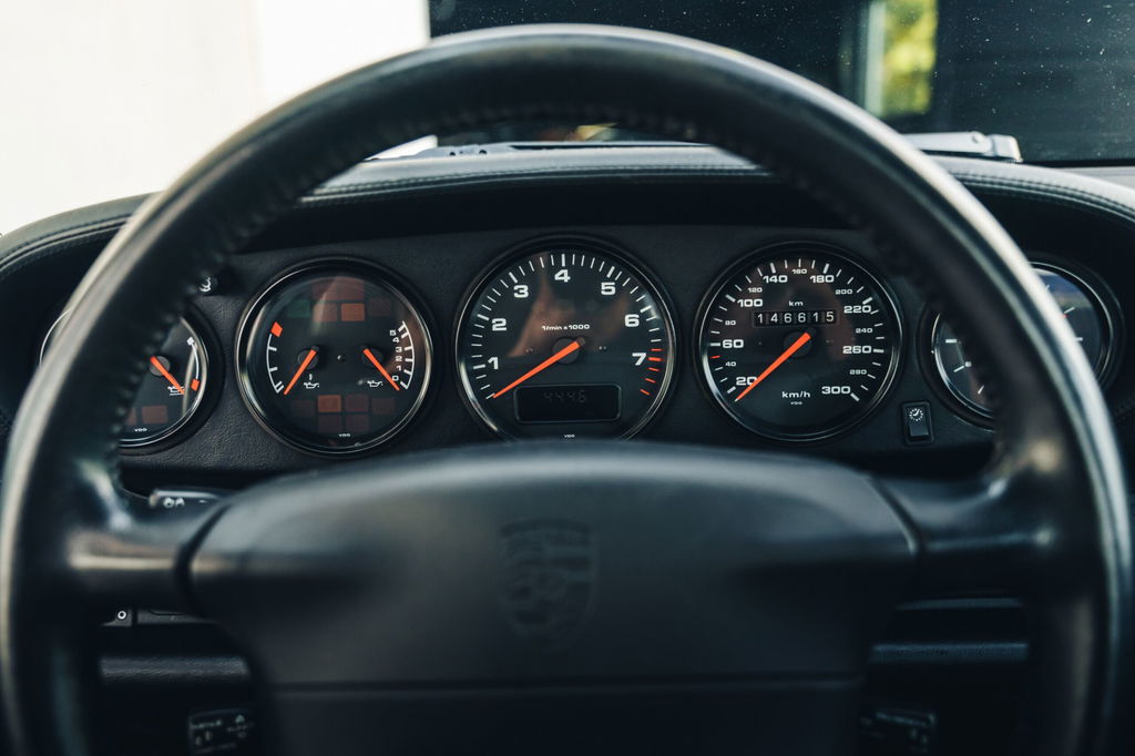 Porsche 993 Carrera 4S