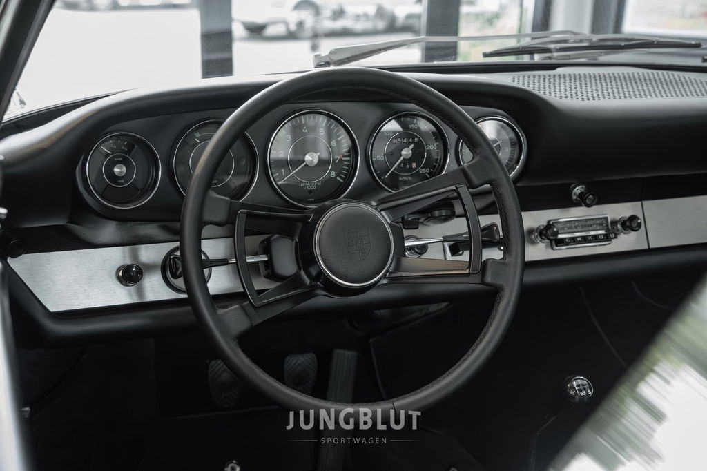 Porsche 911 (F-Modell)