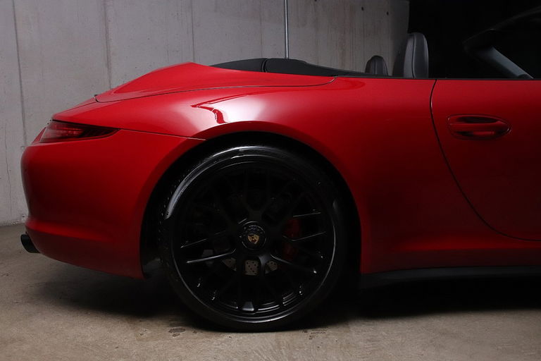 Porsche 991 Carrera GTS