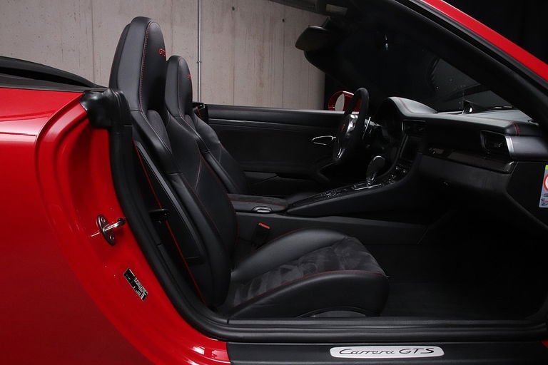 Porsche 991 Carrera GTS