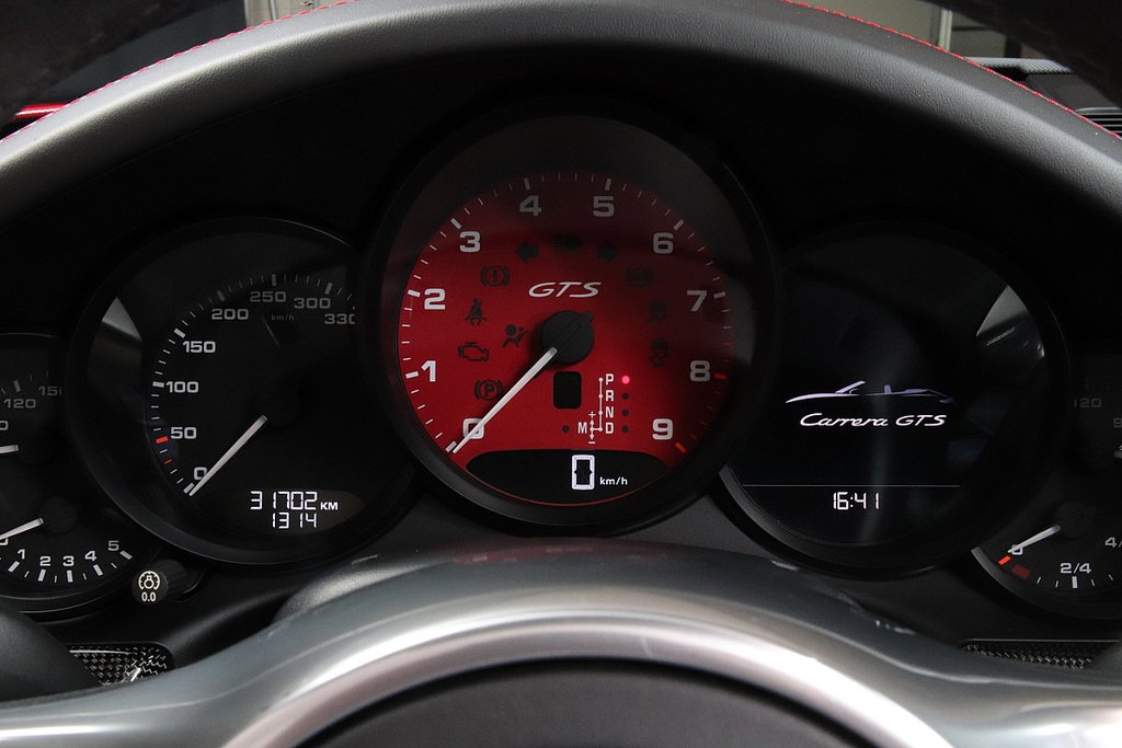 Porsche 991 Carrera GTS