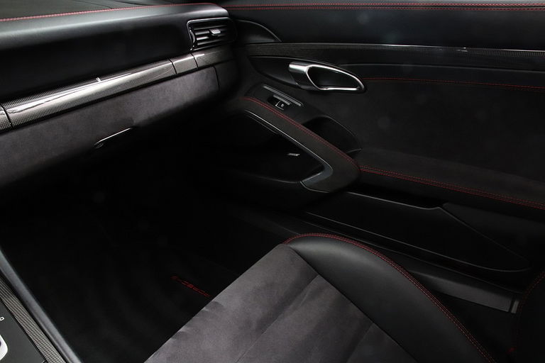 Porsche 991 Carrera GTS